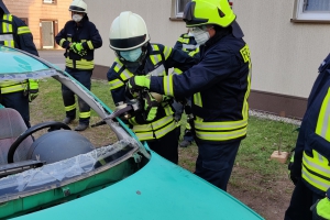 2021-05-03 Technische Hilfeleistung Teil 2 Zugang schaffen